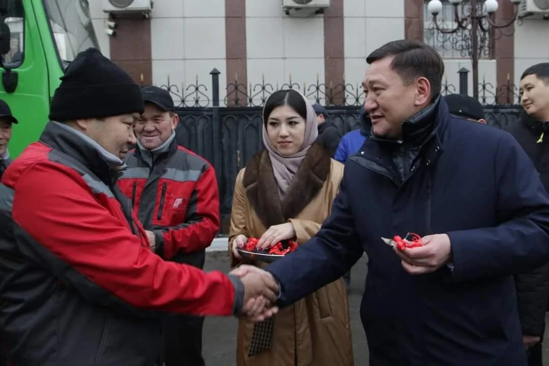 Жаңа арнайы техникалар тапсырылды