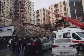 Түркиядағы жер сілкінісі: Адана әуежайы жұмысын тоқтатты, кейбір аудандарда электр қуаты үзілді