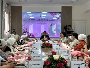 Елімізде алғаш рет  «Аналар күні» мерекесі аталып өтті