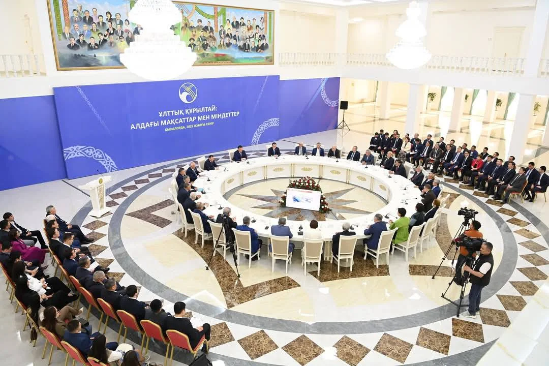 «Ұлттық құрылтай: Алдағы мақсаттар мен міндеттер» тақырыбында дөңгелек үстел өтті
