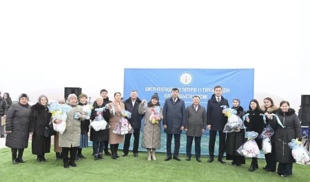 Шиелі кентінде тұрғындарға жаңа үйдің кілті табысталды